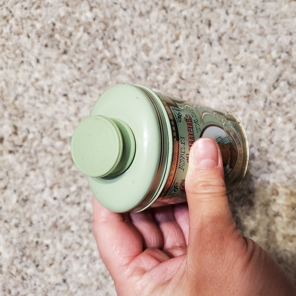 Avon Gentlemen's Talc - Picture 6 of 7